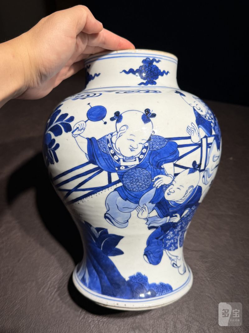 清康熙 青花婴戏图大罐 - 图3